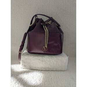 Victoria’s Secret Bucket Crossbody Bag Burgundy Patchwork Leather Gold Chain L